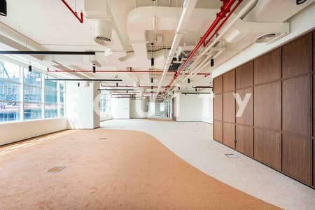 Office for Rent in Jumeirah Lake Towers (JLT), Dubai - Luxury Fit Out | Grade A Tower | Half Floor