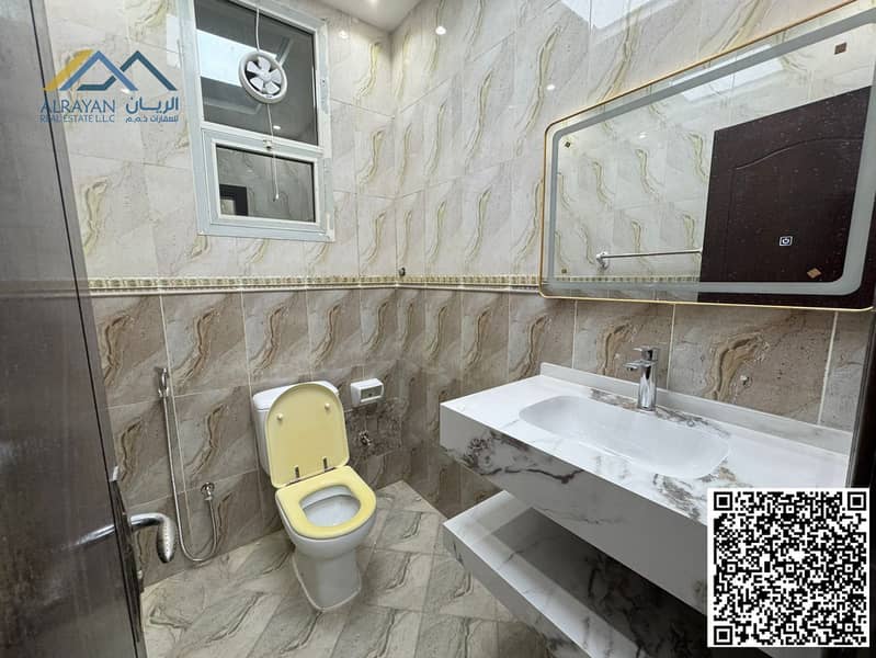 26 f6eb016d-db7c-498f-8c24-bbb7ee8ca2b2. jpg