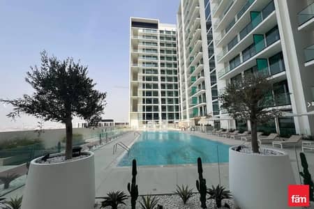 Studio for Rent in Jumeirah Village Circle (JVC), Dubai - Fitted Kitchen | Walk to Circle Mall | Smart Home