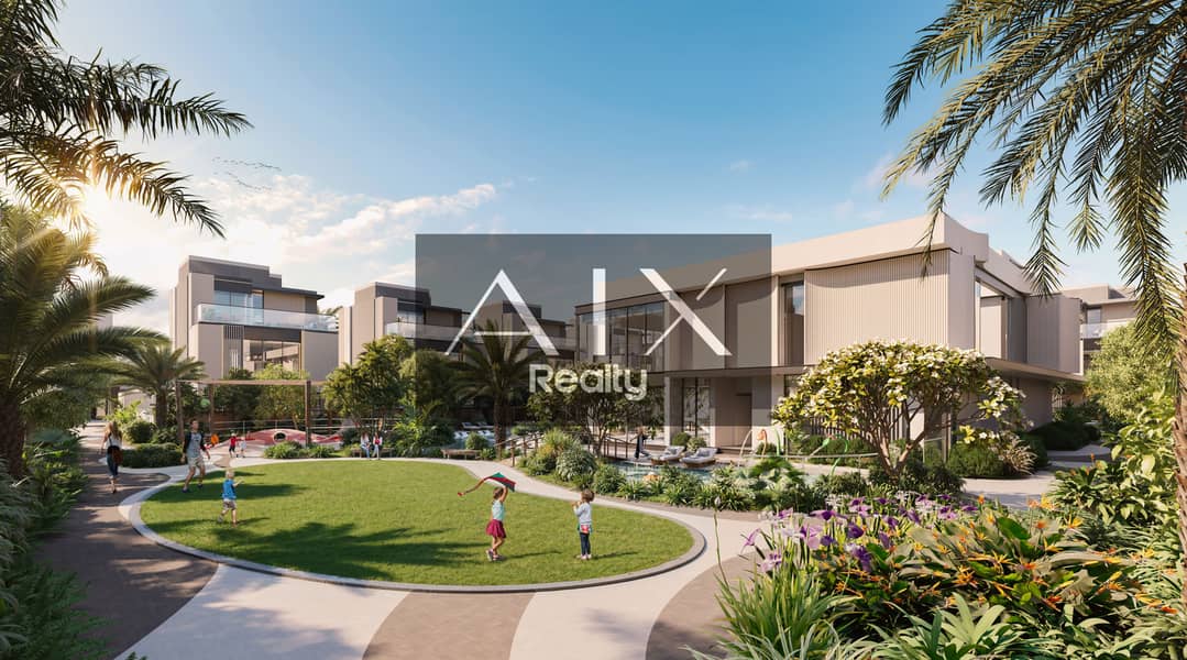 4 The Watercrest - open lawn area. jpeg