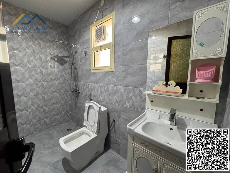 15 59247ca6-64ff-45c5-8eea-10e1615b01db. jpg