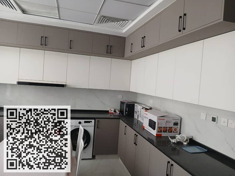 14 654dd3b3-e9b0-4e20-903f-d2311f9c292c. jpg