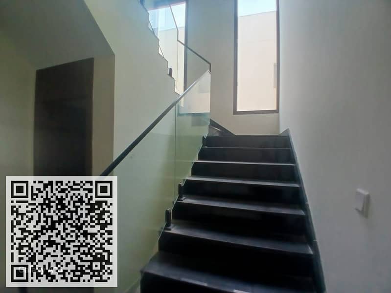 17 34484908-ca76-4940-bf78-79fc740953f4. jpg
