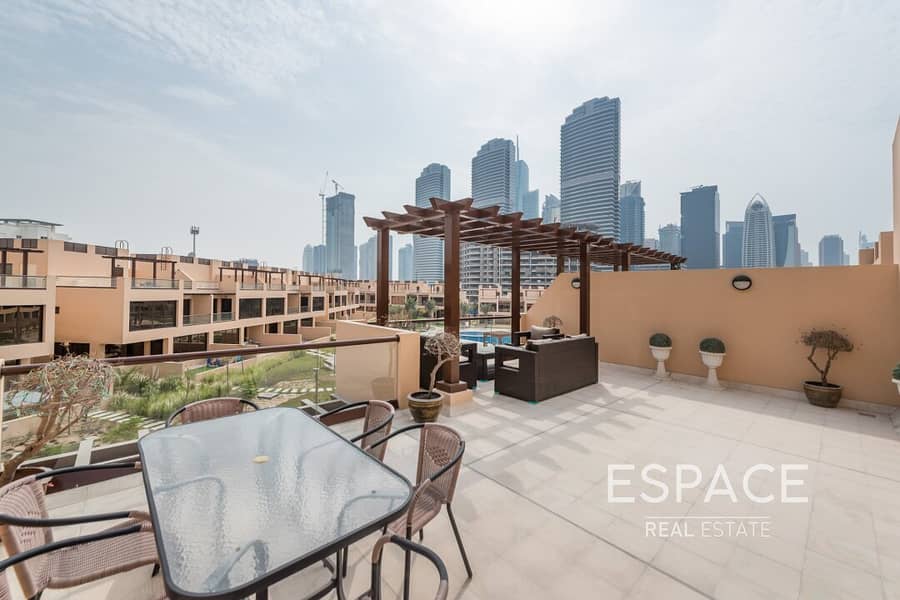 位于朱美拉岛,朱美拉群岛联排别墅 4 卧室的别墅 320000 AED - 12174472 位于朱美拉岛,朱美拉群岛联排别墅 4 卧室的别墅 320000 AED - 12174472