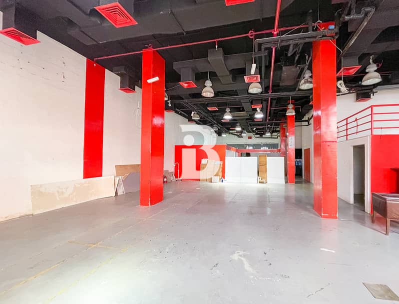Fitted Retail | Prime Location | Next to Metro Fitted Retail | Prime Location | Next to Metro