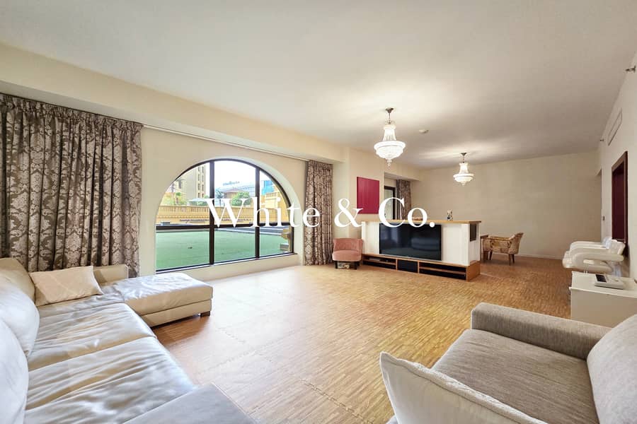 Cheapest 4 Beds | Vacant Now | Low floor Cheapest 4 Beds | Vacant Now | Low floor