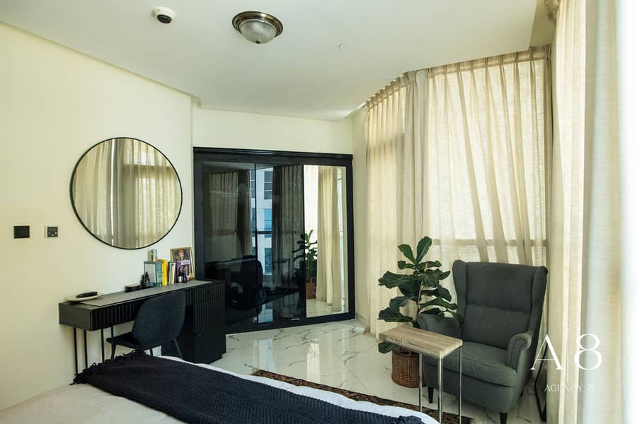 11 Marina Tower-WM14. jpg