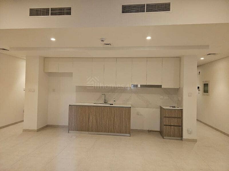 Таунхаус в Валли,Талиа, 3 cпальни, 135000 AED - 12074370 Таунхаус в Валли,Талиа, 3 cпальни, 135000 AED - 12074370
