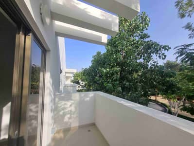 2 Bedroom Apartment for Rent in The Gardens, Dubai - 1000261261. jpg