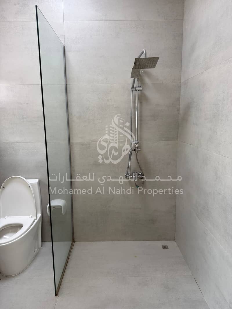 6 ee5ade58-47d2-407b-9322-94390c1ccc24. jpg
