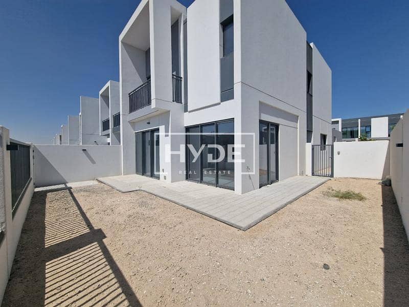 4 Bed + Maid | Vacant On Transfer | Close To Pool & Park