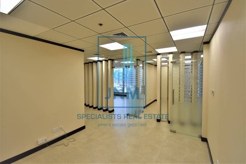 Exceptional Fitted Office | Lake View | Saba1 Exceptional Fitted Office | Lake View | Saba1