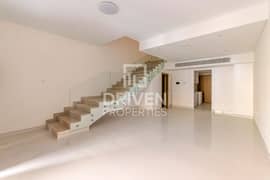 Amazing Layout | Exclusive | Vacant Townhouse