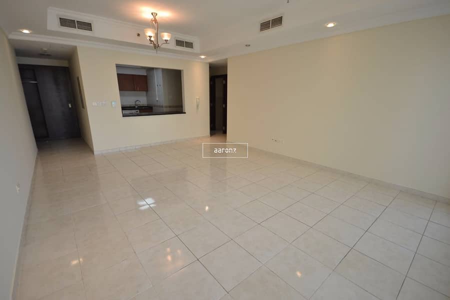 Near to Metro| High Floor | Big Layout | Balcony Near to Metro| High Floor | Big Layout | Balcony