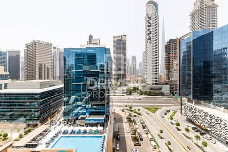 1 Bedroom Apartment for Sale in Business Bay, Dubai - Contemporary | Upgraded Interiors | Huge Terrace