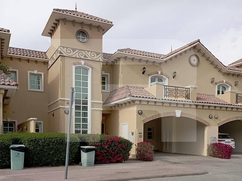 Stylish | Upgraded | Family Friendly Villa