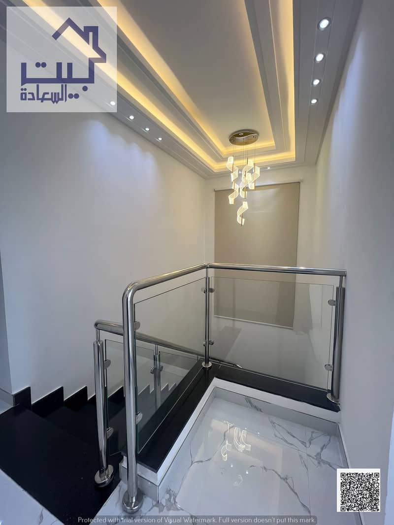 11 fee362fd-7d4e-4d7d-8ff8-e6a13dcb14a7. jpg