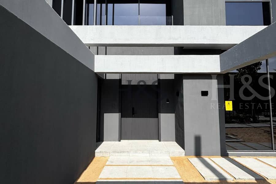 位于蒂拉尔城,马沙尔社区,洋槐花区 5 卧室的别墅 5800000 AED - 12178782 位于蒂拉尔城,马沙尔社区,洋槐花区 5 卧室的别墅 5800000 AED - 12178782