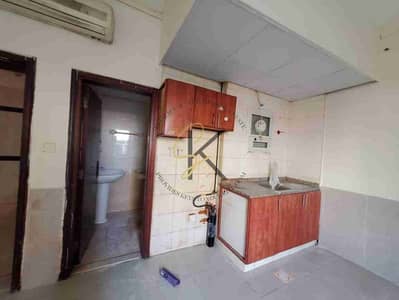 استوديو  للايجار في تجارية مويلح، الشارقة - 1000386803. jpg