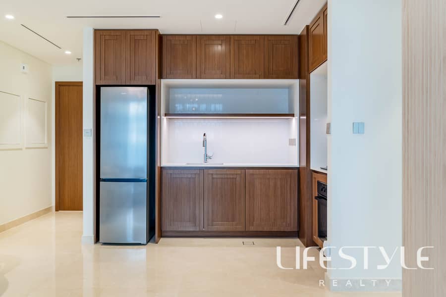 8 PALACE BEACH RESIDENCE T2 1BR APT-10. jpg