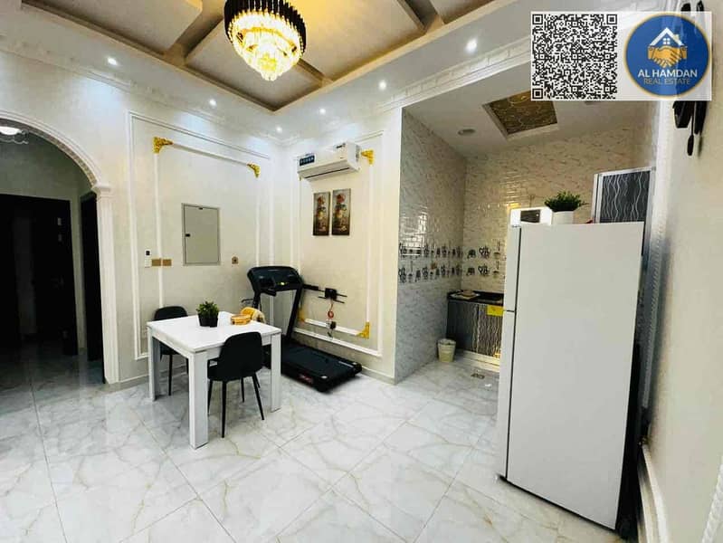 2 edbc6cd6-d346-42db-968b-5be9b2bbecad. jpg