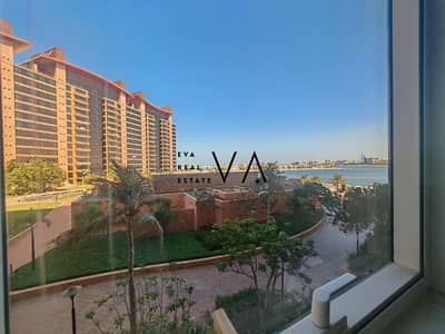 3 Bedroom Flat for Rent in Palm Jumeirah, Dubai - Well Maintained | Low Foor| Open Plan