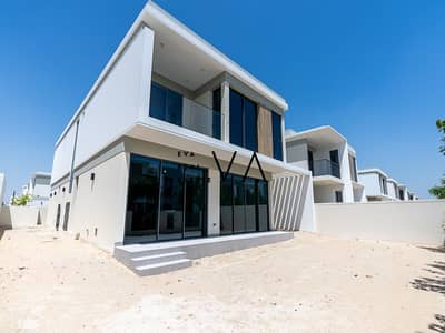 4 Bedroom Villa for Rent in Tilal Al Ghaf, Dubai - Unfurnished | Community View | Vacant