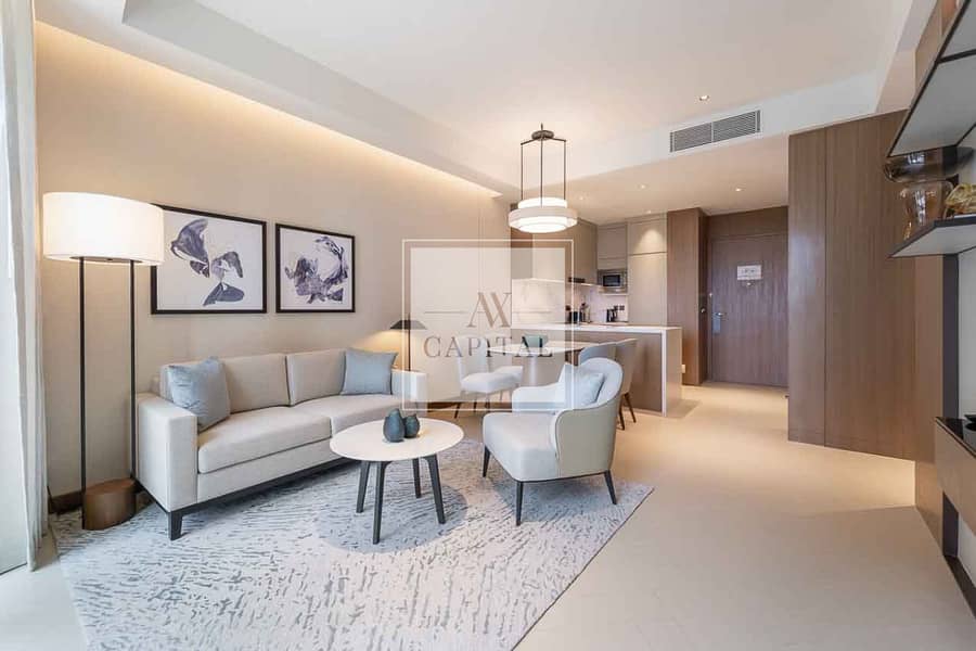 1 Bed | BLVD View | Vacant | Mid Floor | Luxurious
