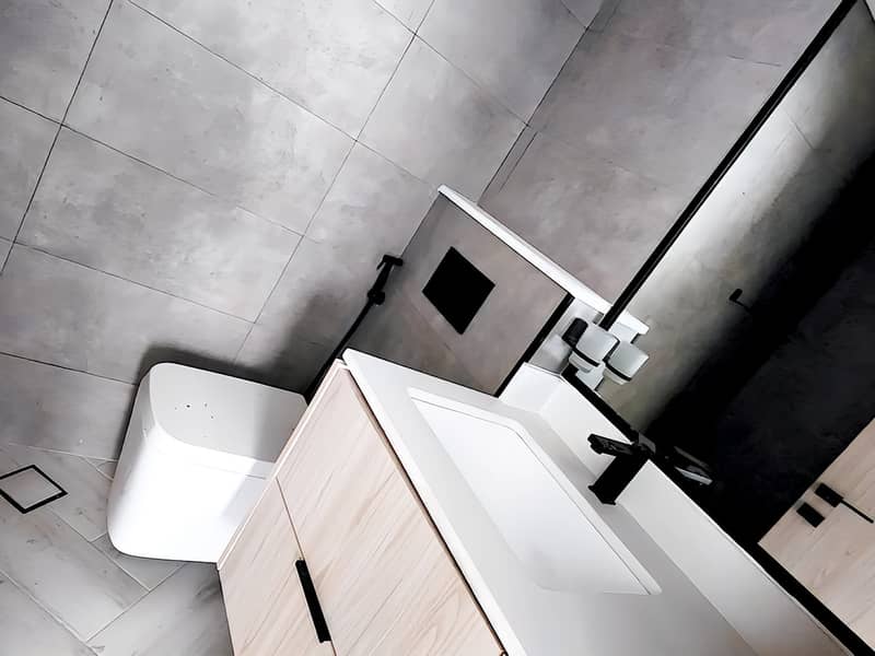 10 Modern___Luxury_Living___Empire_Residence-11. jpg