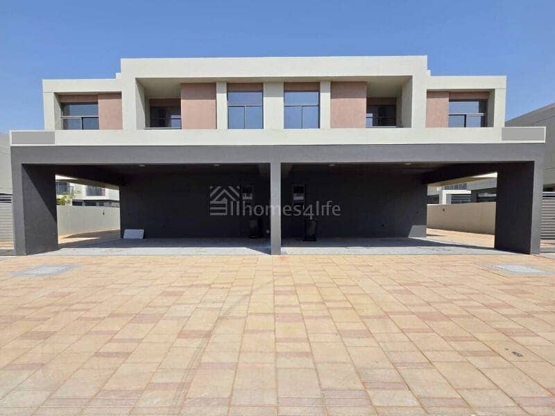 Modern Design | Single Row | Roof Top Terrace