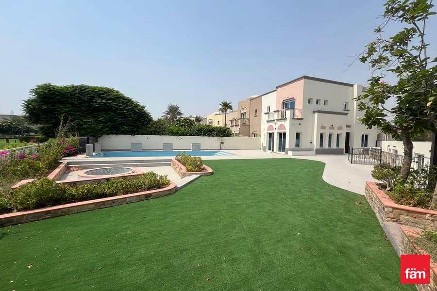 Lake View I Upgraded I Huge Plot I Maid I Driver - Image 14