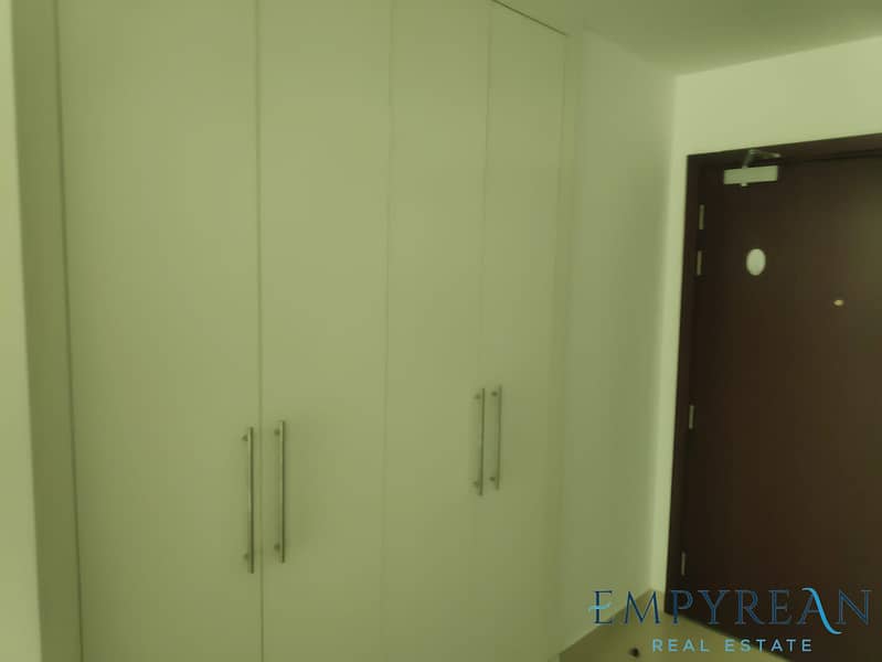 5 12f3efac-1617-4e55-a360-6cad73ff73d8. jpg
