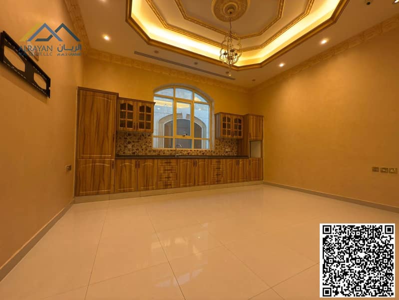 18 53f9ccc8-632b-47ca-86f8-1116d5947307. jpg