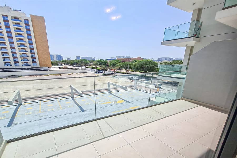 Vacant | Multiple Cheques | Unfurnished | Spacious Vacant | Multiple Cheques | Unfurnished | Spacious