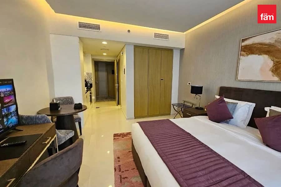 High Floor|with Balcony|Furnished| Canal Sea View