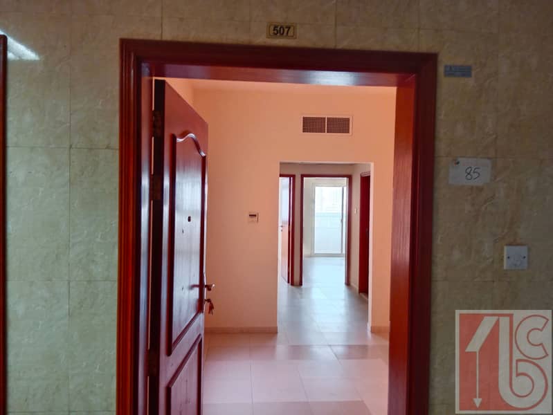 11 مدخل الشقة Entrance