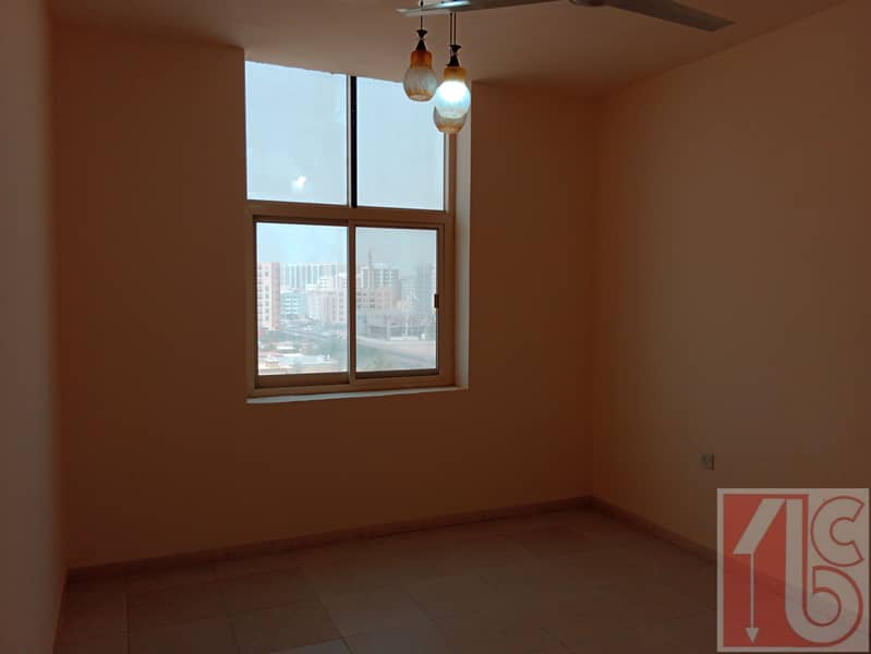 20 نافذة الغرفة Room 2