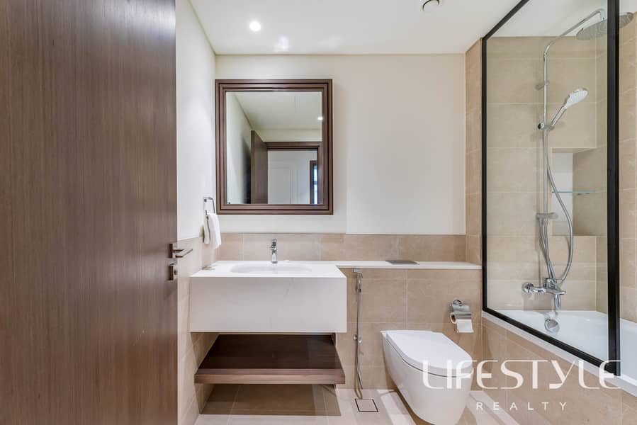 19 PALACE BEACH RESIDENCE T2 1BR APT-12. JPG