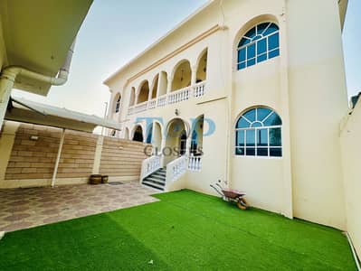 فیلا 5 غرف نوم للايجار في المرخانية، العین - فیلا في المرخانية 5 غرف 85000 درهم - 12184109