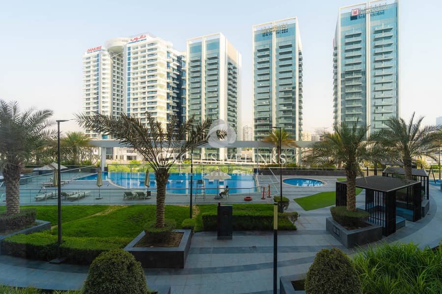 Spacious l Fully Furnished | Community View