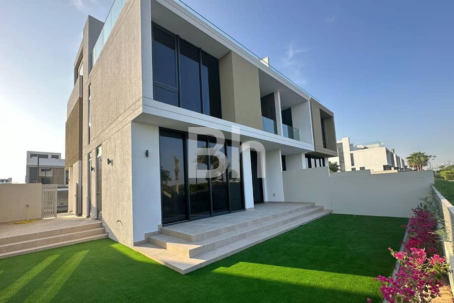 Vacant Now | Landscaped | 3 BR Family Villa Vacant Now | Landscaped | 3 BR Family Villa