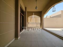 فیلا في مدينة خليفة 6 غرف 199000 درهم - 12185641