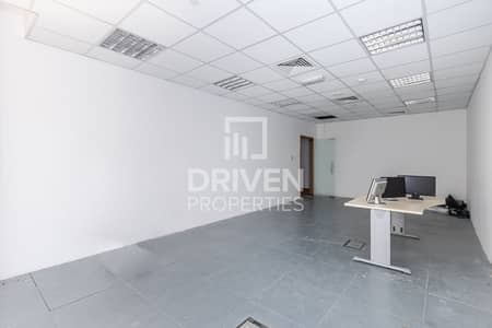 Office for Rent in Dubai Internet City, Dubai - Fitted Office in Prime Location | Vacant