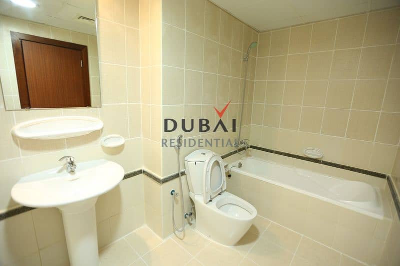 7 Bathroom. png