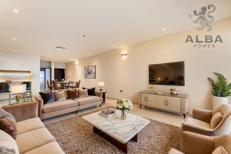 شقة 2 غرفة نوم للايجار في شارع الشيخ زايد، دبي - IMG_2013-HDR-Edit - Living Room - Luxury - 10. jpg