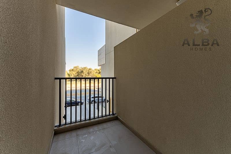 28 FURNISHED 4BR APARTMENT FOR SALE IN MIRDIFF HILLS (26). jpg