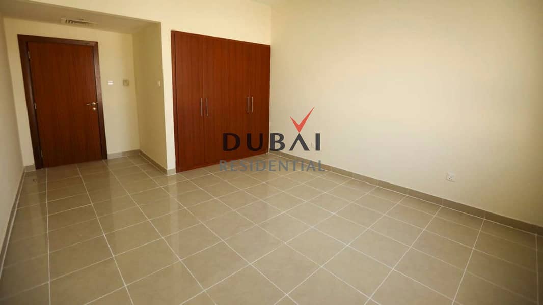 4 2BR Ph2 room. jpg