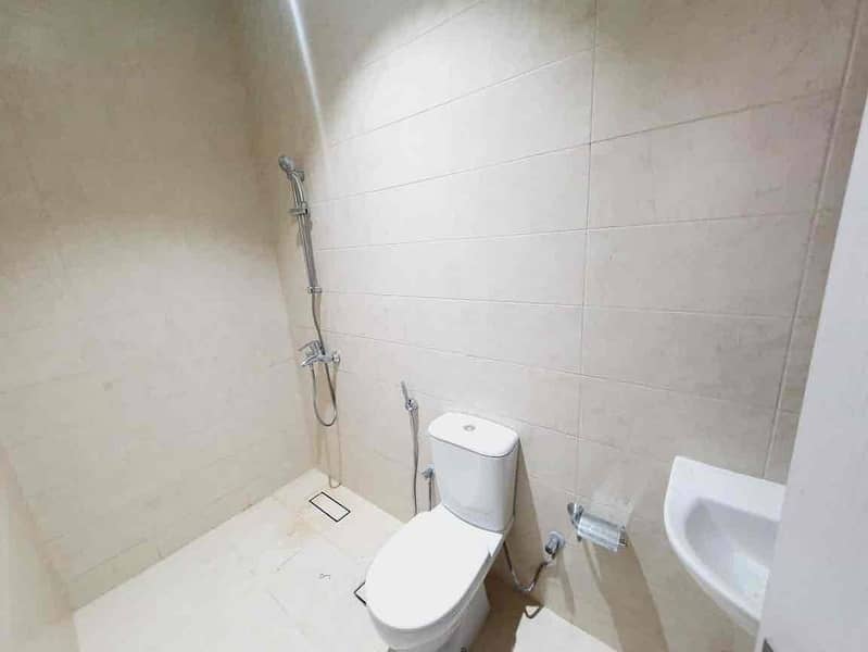 9 b6099fda-349e-4cdf-8a2d-2555d561728a. jpg