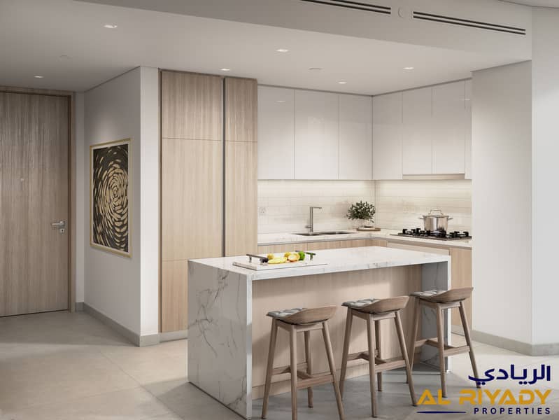 13 Kitchen . jpg