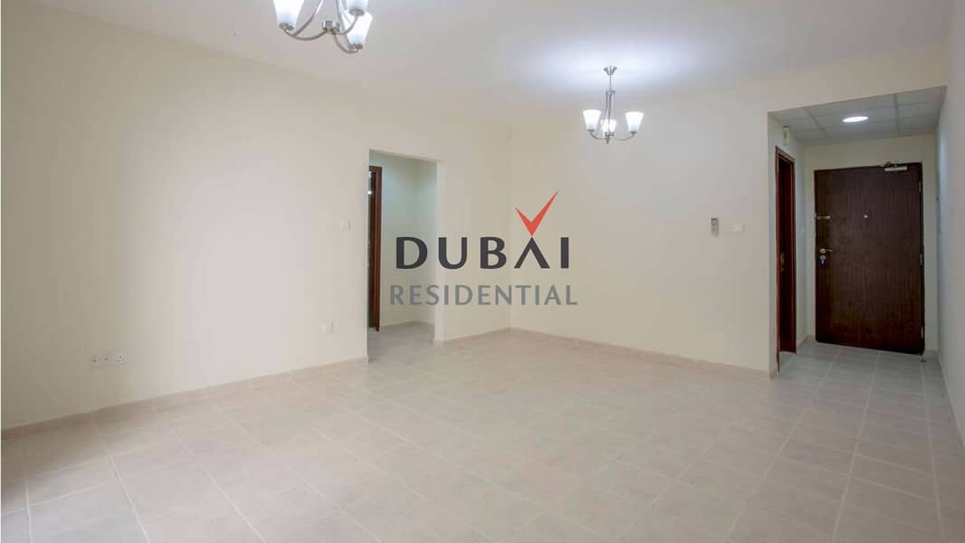 3 1BR Ph1. jpg